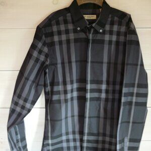 Men's New Burberry Plaid Shirt  Medium